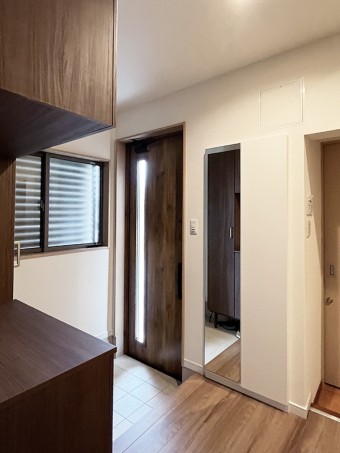 耐震補強と断熱材に包まれた安心で快適な家　大田区E様邸